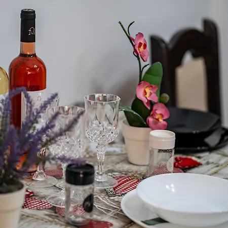 Feel Greek Hospitality #θ006 *